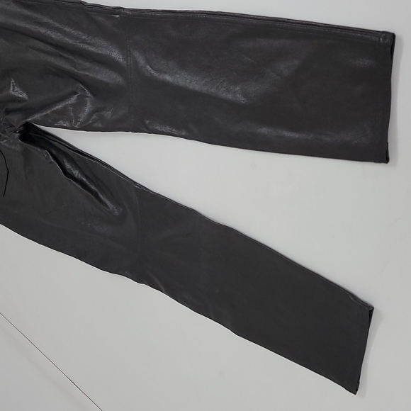 Spanx Leather-Like Ankle Skinny Pant - Picture 8 of 13